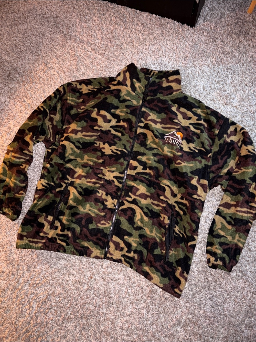 Trinity Camouflage Fleece Jacket - Green, Brown, Black levi bent lee
